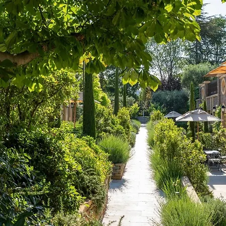 Otel Saint-ange 5*