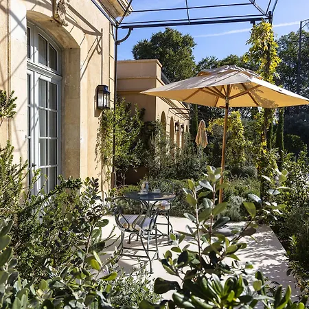 Otel Saint-ange