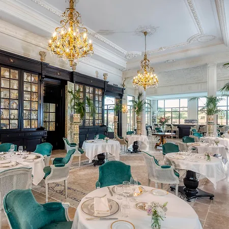 Saint-ange Otel 5*