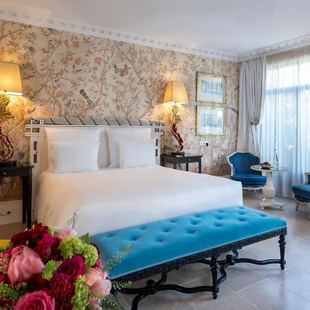 Saint-ange Otel