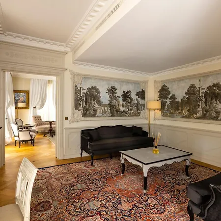 Saint-ange Otel 5*